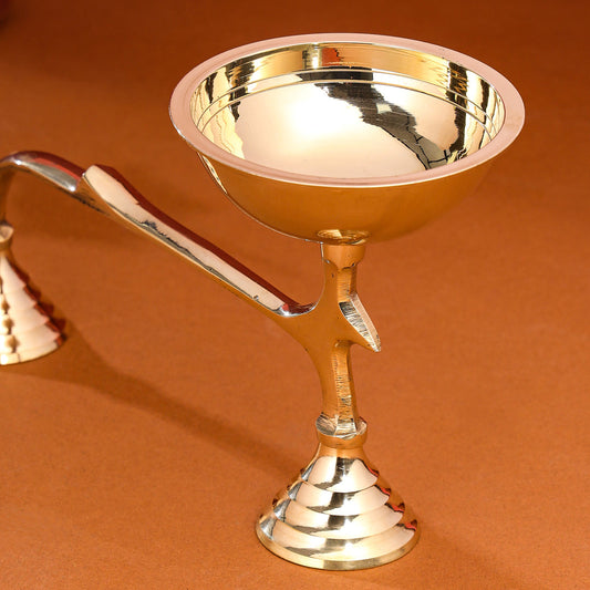 Brass Sacred Diya/Lamp With Handle (6 Inch)