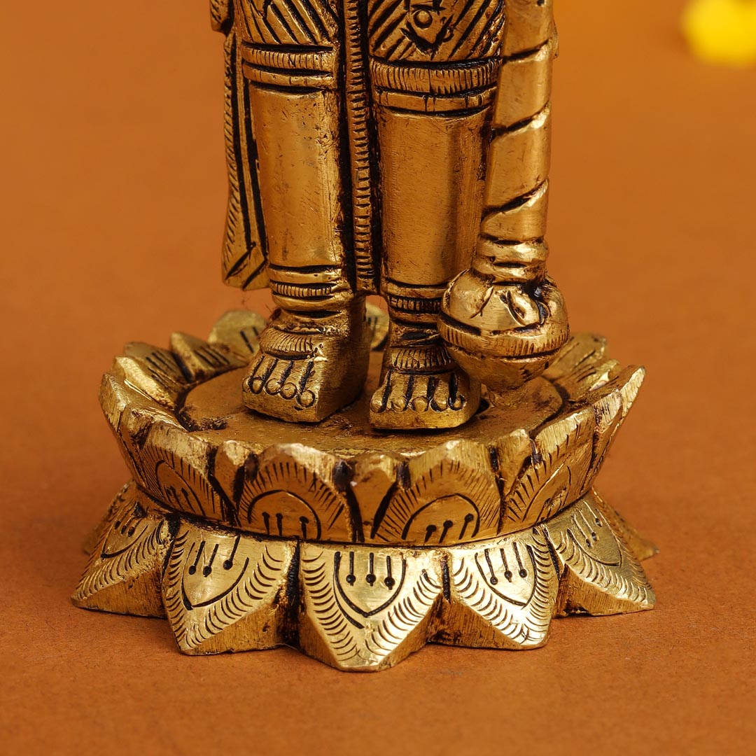 Brass Superfine Lord Vishnu On Lotus Idol (6 Inch)
