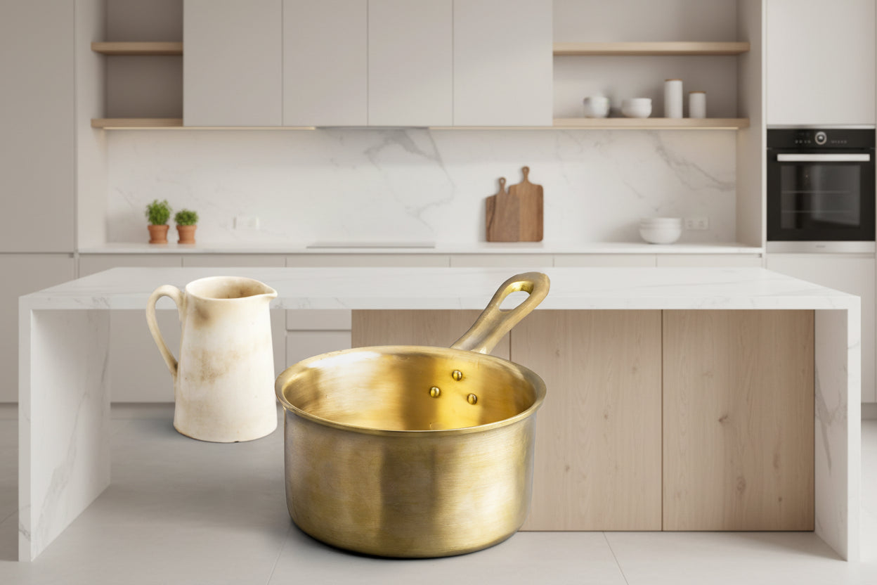 Bronze Milk Sauce Pan (2 liter)