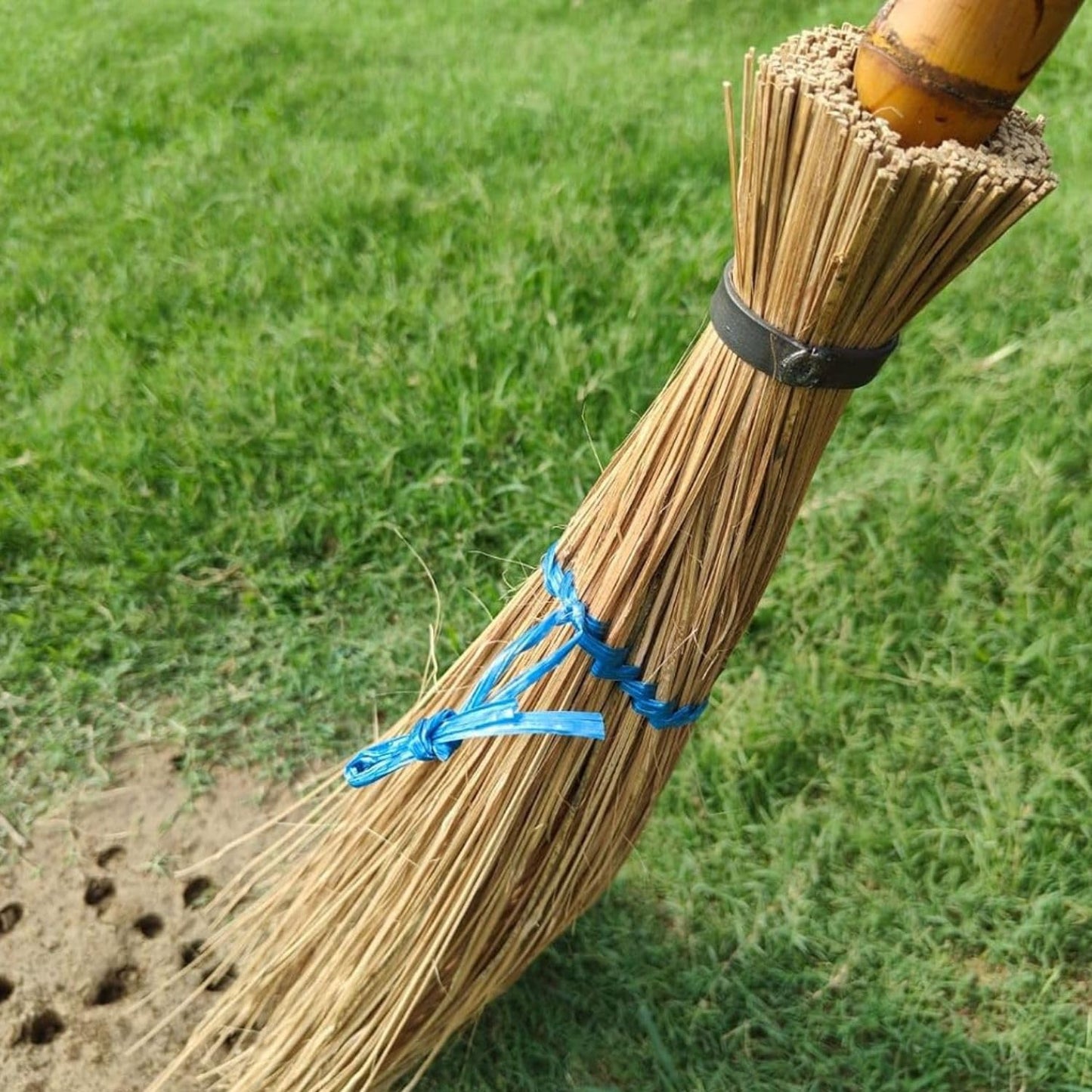 Long Stick Broom for Gaeden Wet Floor,for Garden,Home/Outdoor Cleaning Natural and Pure Bamboo Seek Coconut Jhadu/Brooms