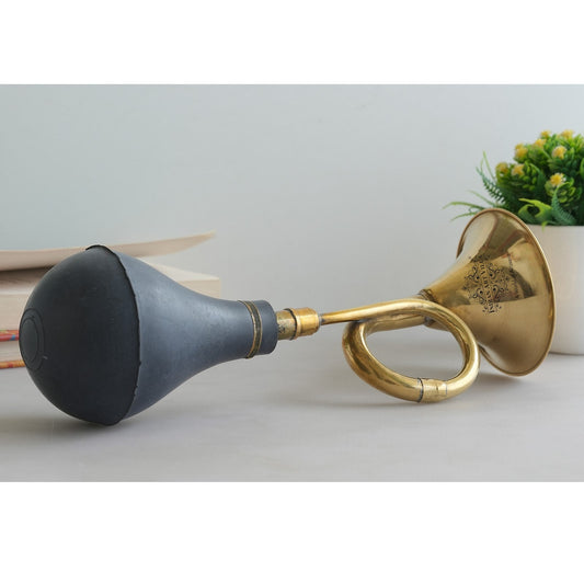Home Décor & Handcrafted Brass Vintage Horn Include Rubber Bulb 13.5 Length