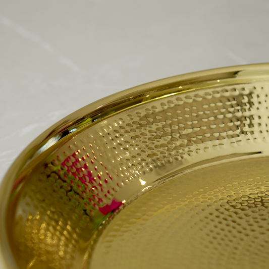 Brass Hammered Paraat with Glossy Finish