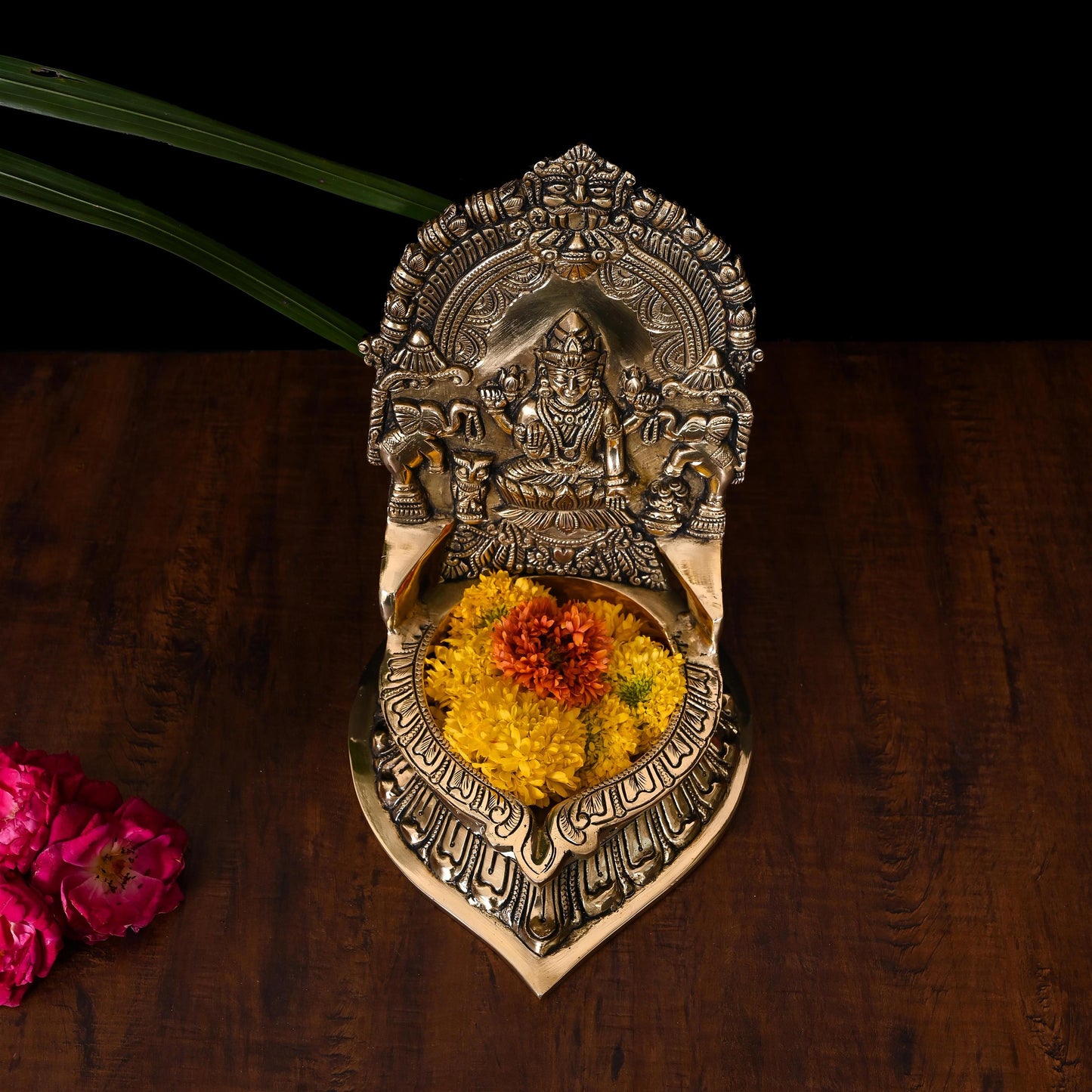Brass Lakshmi Vilaku Diya/Lamp (10 Inch)