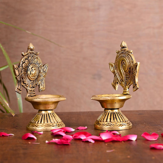 Brass Shankh Chakra Diya Set (4.3 Inch)