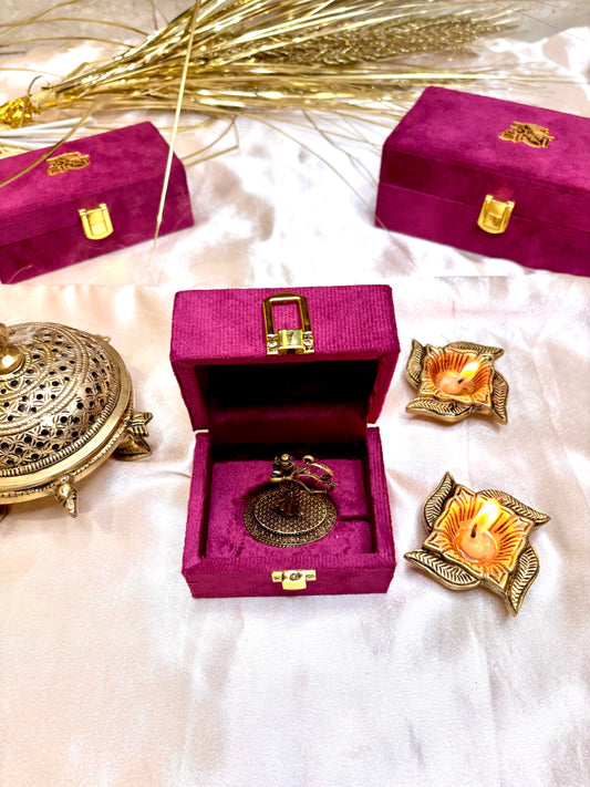 Brass Handcrafted Ram Idol with Velvet Gift Box (2.5 Inch)