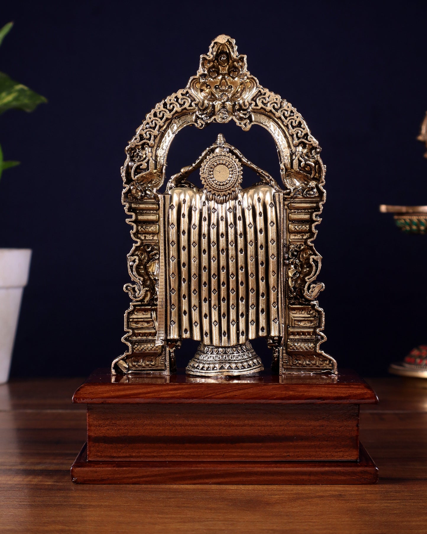 Superfine Brass Tirupati Balaji Idol on Wooden Base – 7.5 Inch