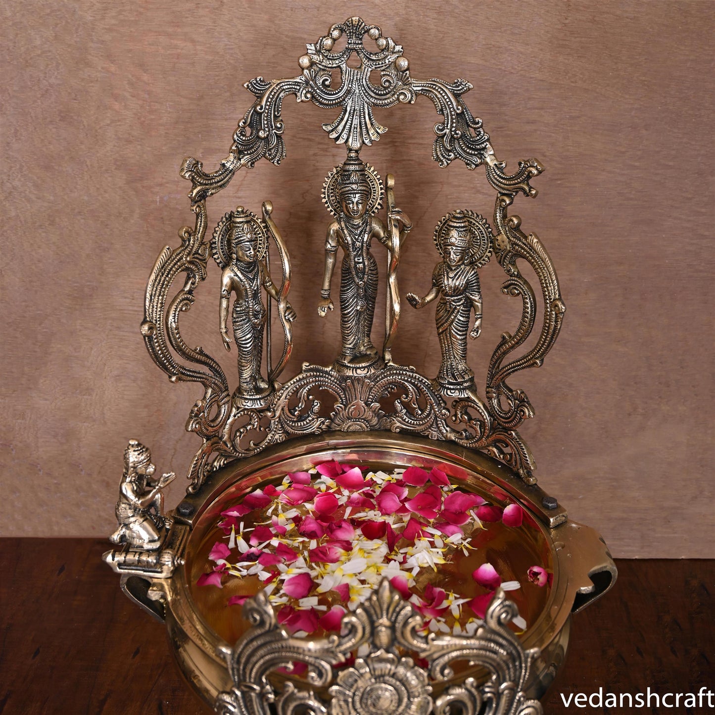 Brass Traditional Ram Darbar Urli (21.5 Inch)