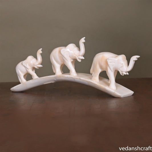 Elephant Family Showpiece (3.2 Inch)