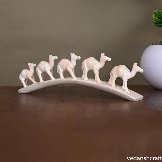 Camel Family Showpiece (3.5 Inch)