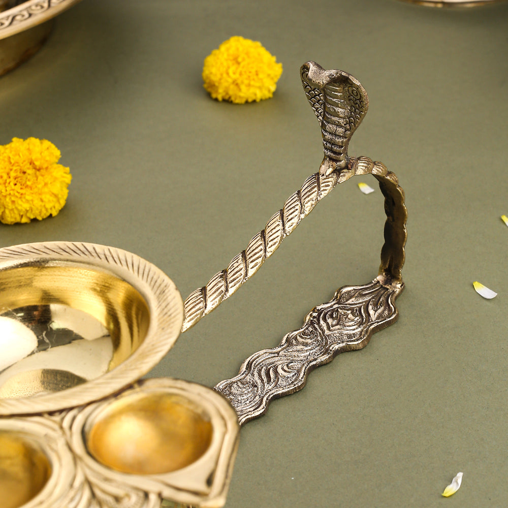 Brass Traditional Aarti With Handle