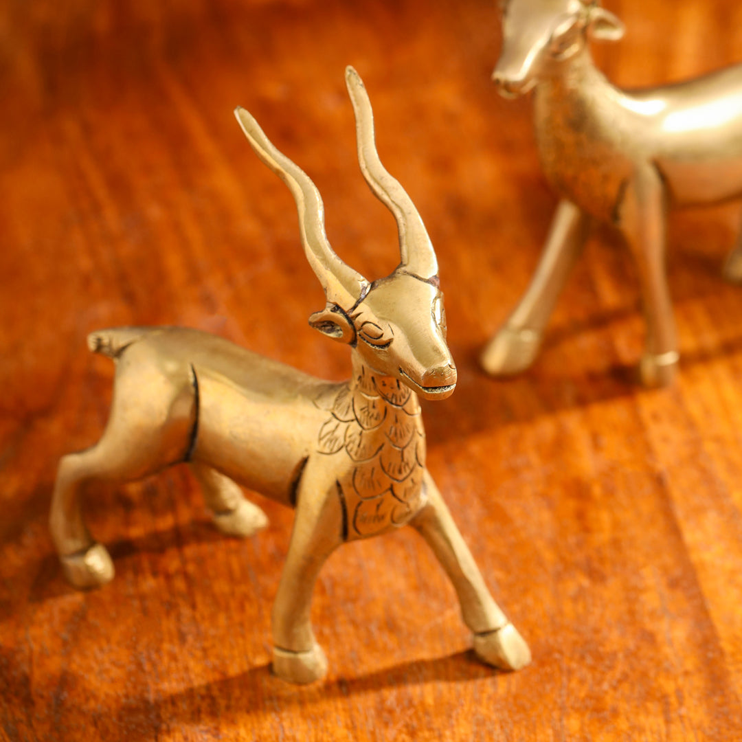 Brass Standing Deer set (4.4 Inch)