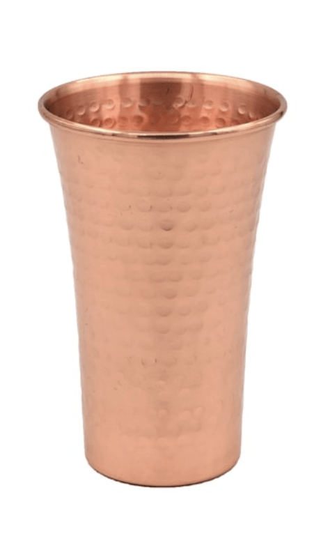 तांबे का लंबा घुमावदार गिलास