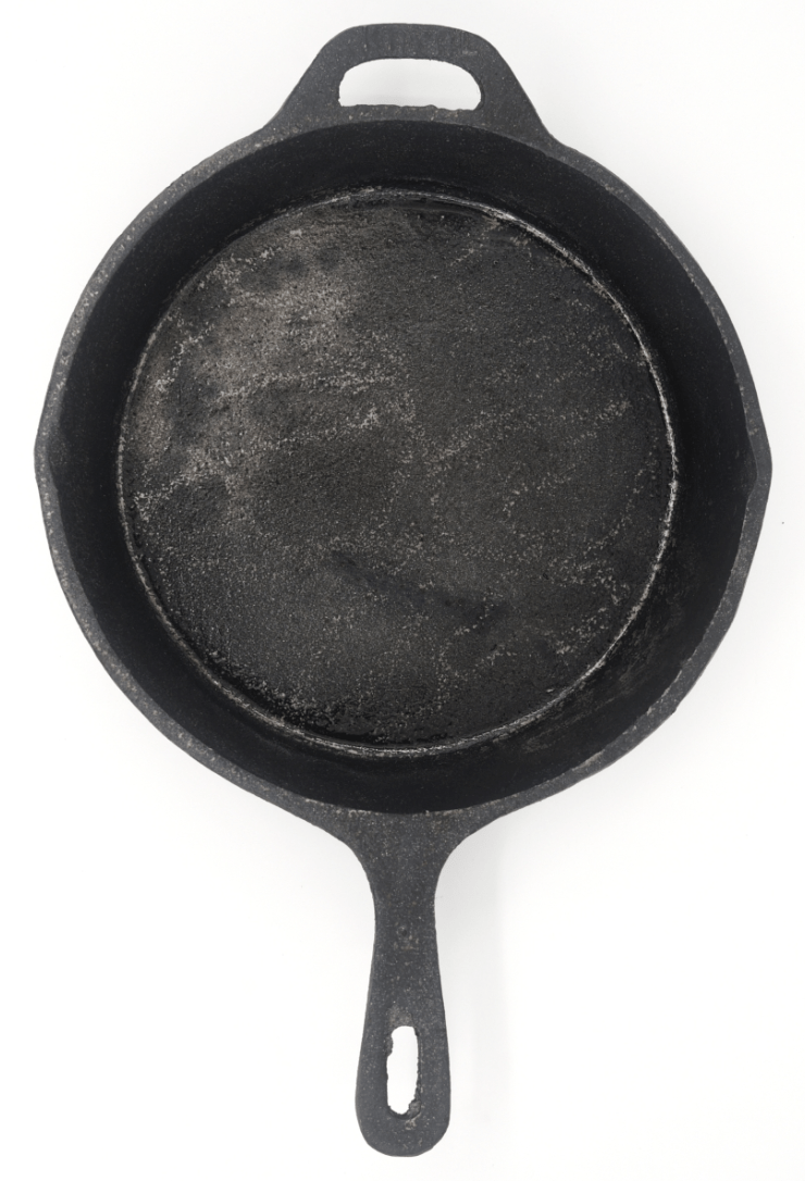 अनुभवी कच्चा लोहा कड़ाही