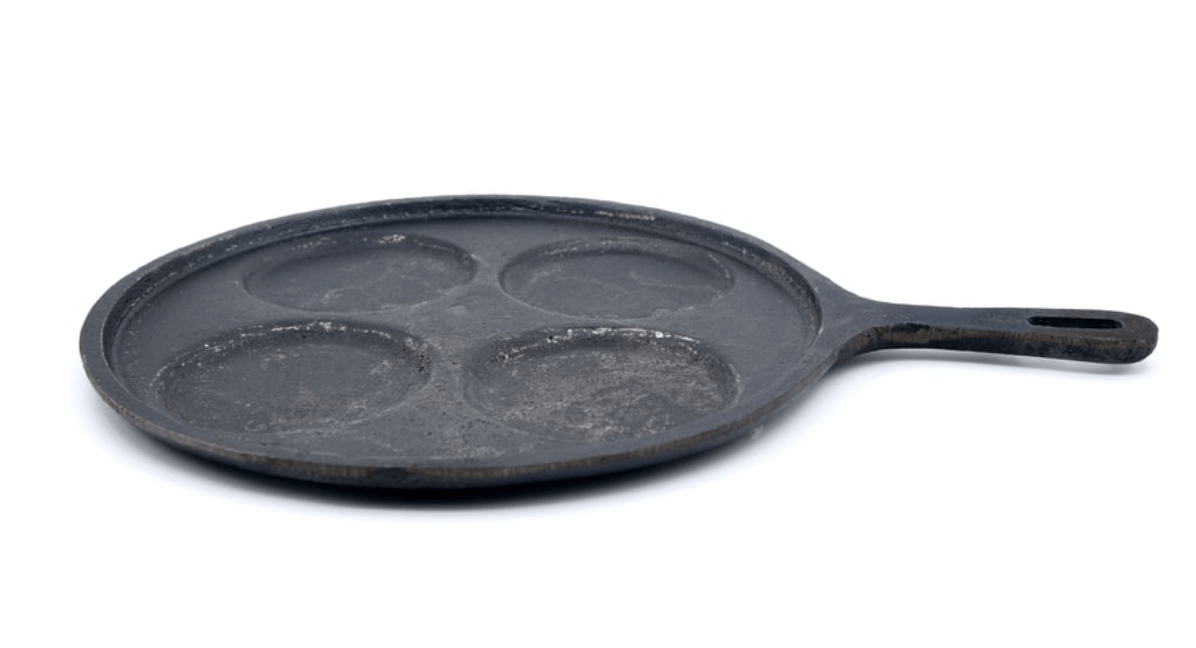 SEASONED CAST IRON UTHAPPAM PAN