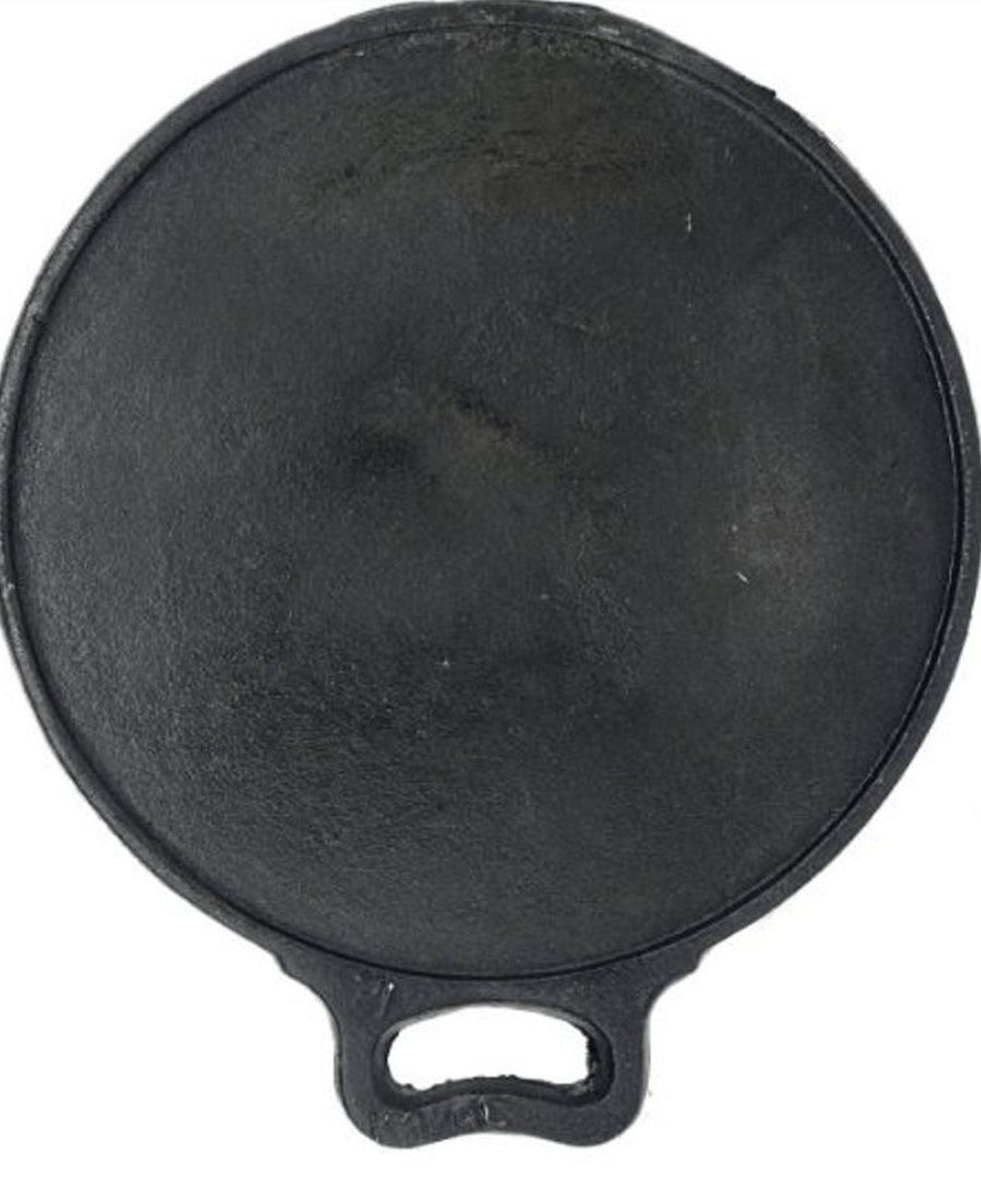 CAST IRON TAWA – WELL SEASONED AND READY TO USE – PERFECT FOR COOKING A VARIETY OF DISHES SUCH AS DOSA, CHAPATI, UTTAPAM, AND EVEN PANCAKES