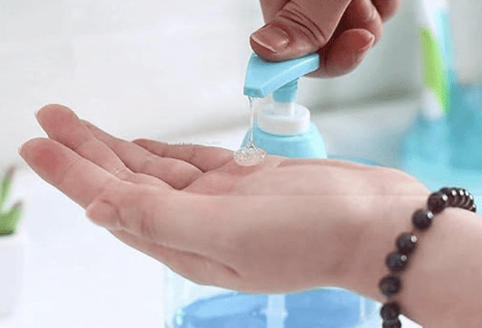 குளியலறை மற்றும் சமையலறை மடுவிற்கான திரவ சோப்பு கை கழுவும் கிரீம் லோஷன் ஷாம்பு டிஸ்பென்சர் பாட்டில் பம்ப் ஒளிஊடுருவக்கூடிய மற்றும் படிக-தெளிவான ஒவ்வொரு பாட்டில் 400 மிலி 1 பிசி