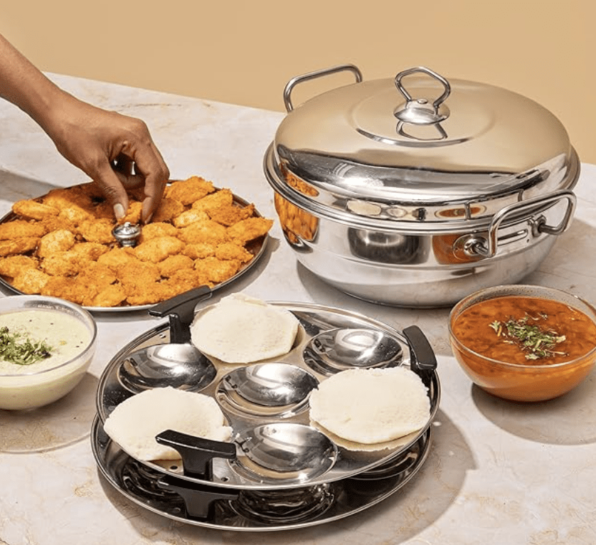 विनोद स्टेनलेस स्टील डीलक्स मल्टी कढ़ाई 6 प्लेटों के साथ - 26 सेमी, 2 इडली, 2 ढोकला, 1 पात्रा और 1 मिनी इडली प्लेट | ढोकला और मोमोज स्टीमर/मेकर | 2 साल की वारंटी