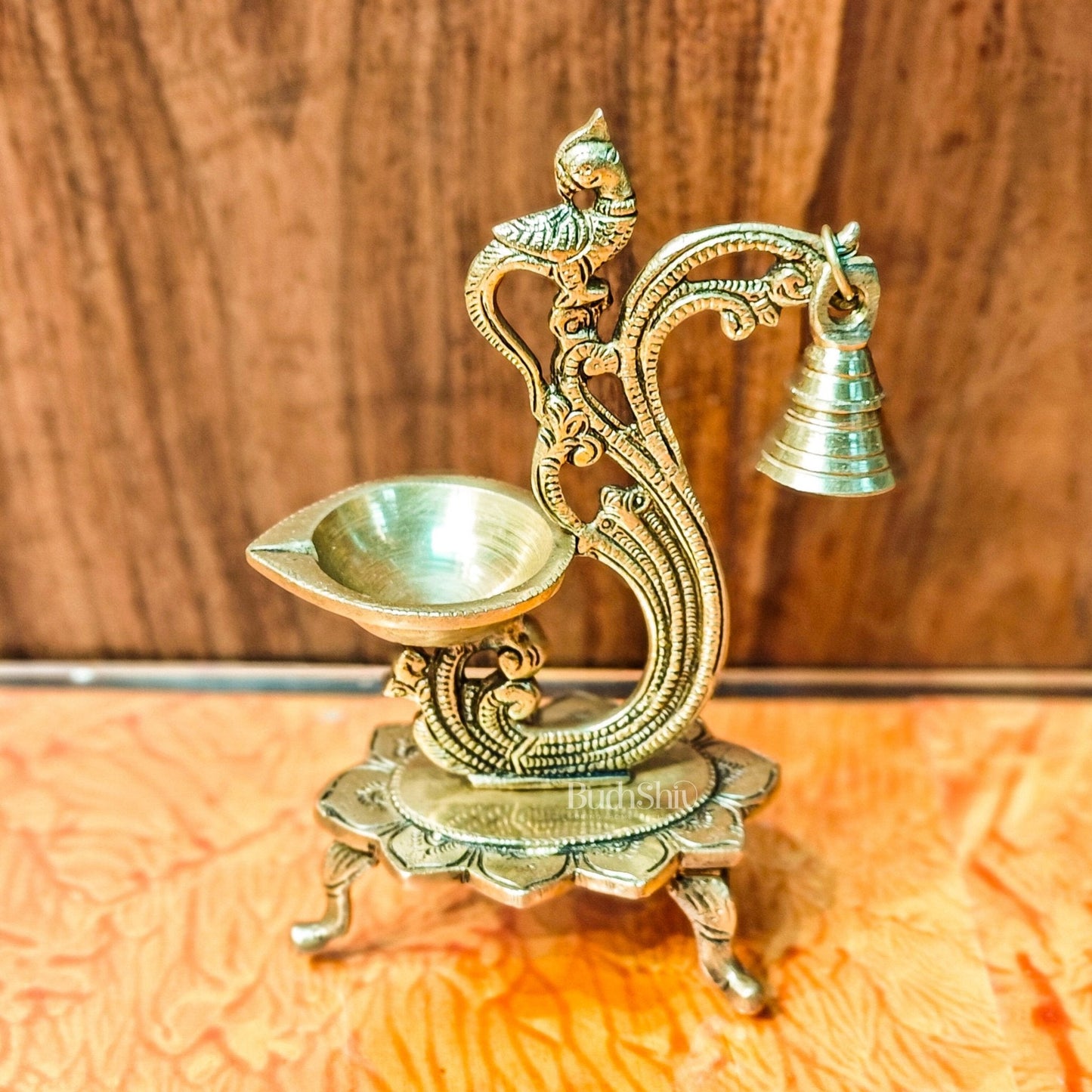Brass parrot lamp with bell