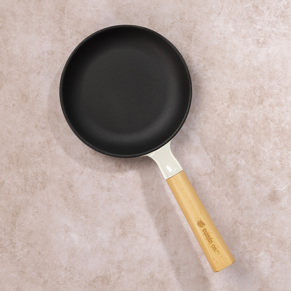 No. 6 Enamel Cast Iron Pan (16cm)
