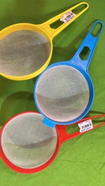 Multi-use vadi strainer for home or travel.
