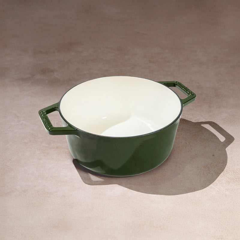 No. 8 Enamel Cast Iron Dutch Oven (2.5L)