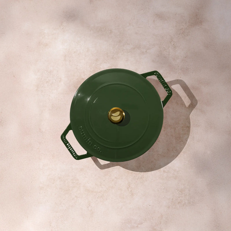 No. 8 Enamel Cast Iron Dutch Oven (2.5L)