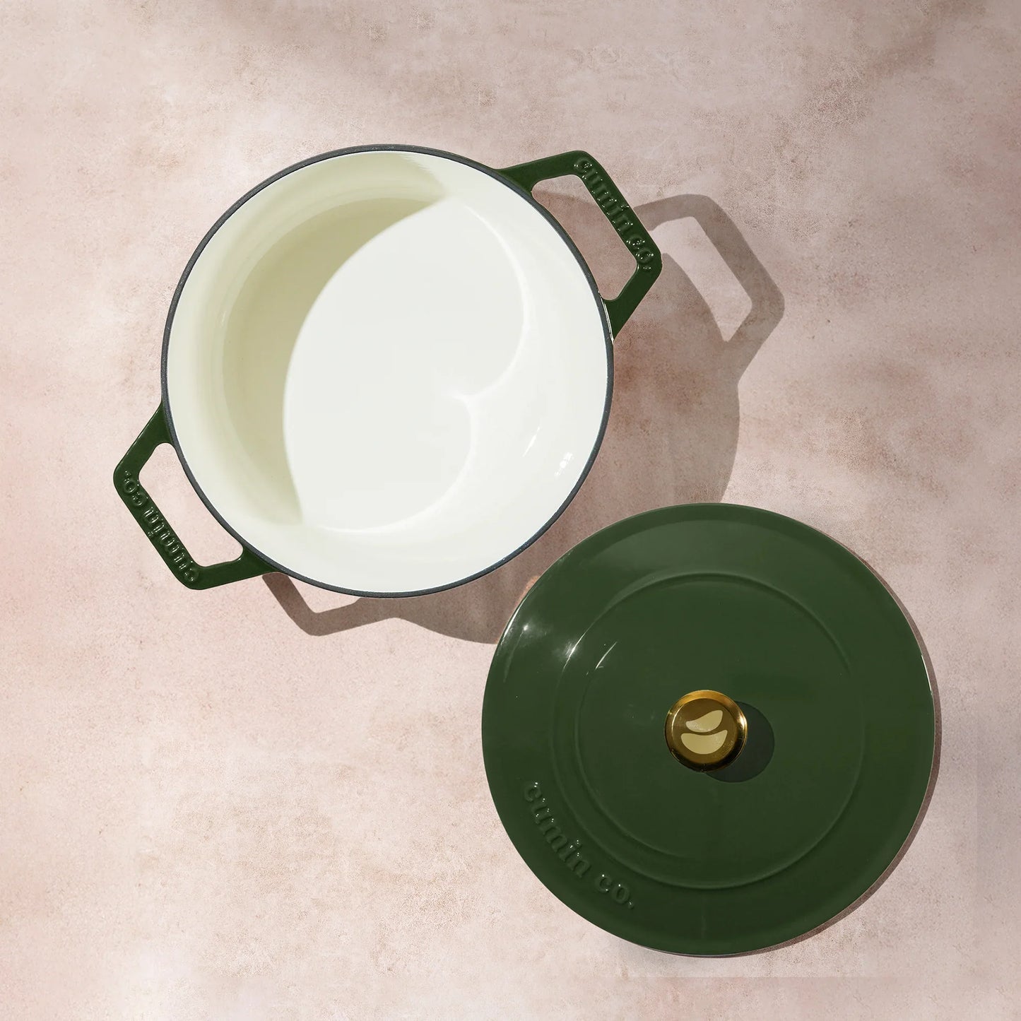 No. 9 Enamel Cast Iron Dutch Oven (4L)