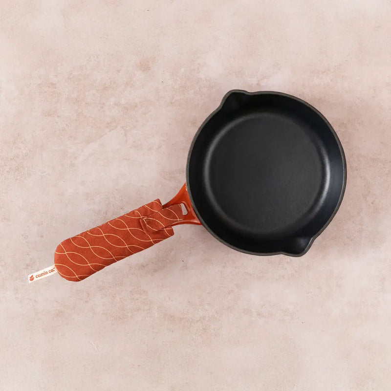 No. 8 Enamel Cast Iron Pan (20cm)