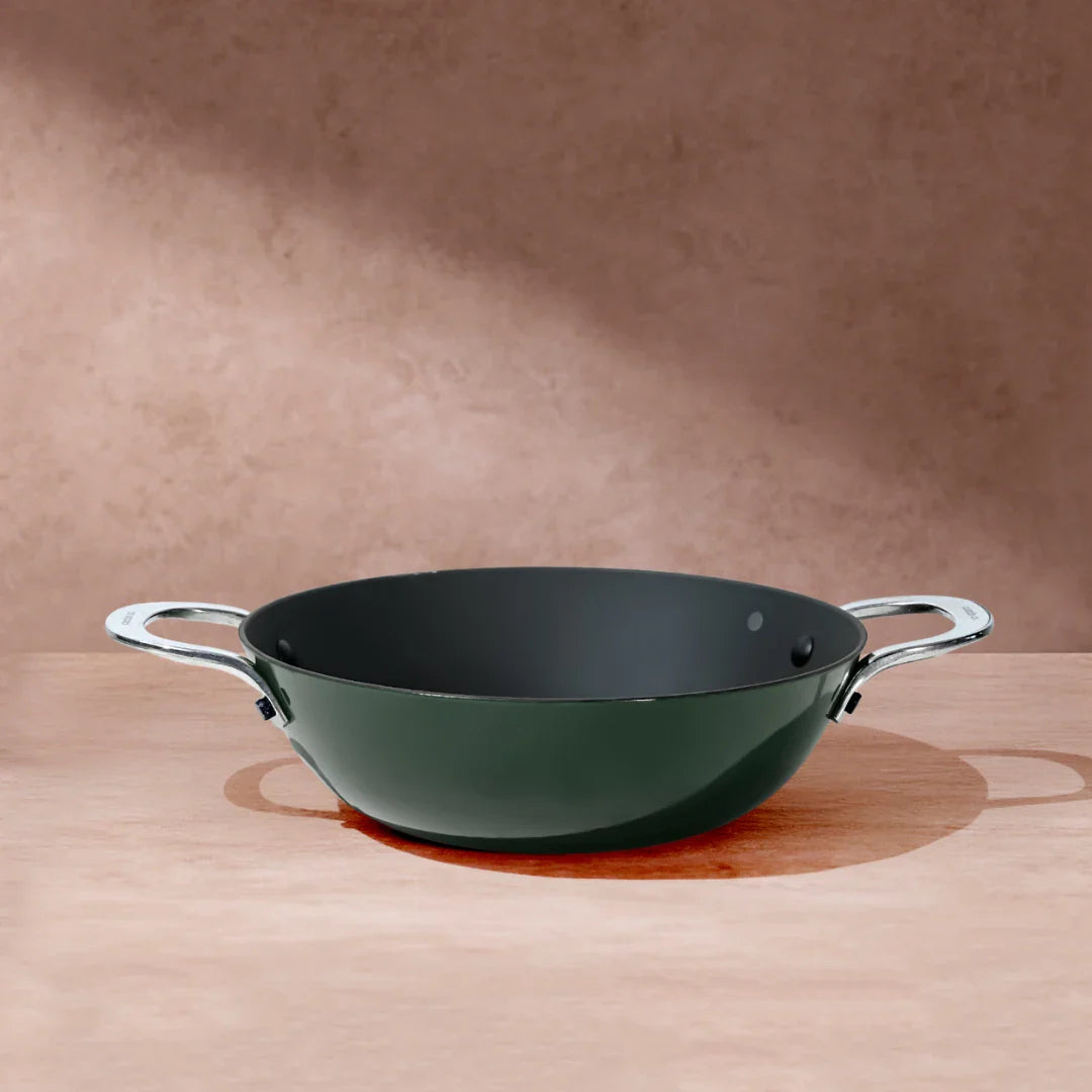 No. 11 Enamel Cast Iron Kadai LITE (3.9L)