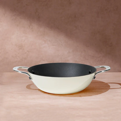 No. 11 Enamel Cast Iron Kadai LITE (3.9L)