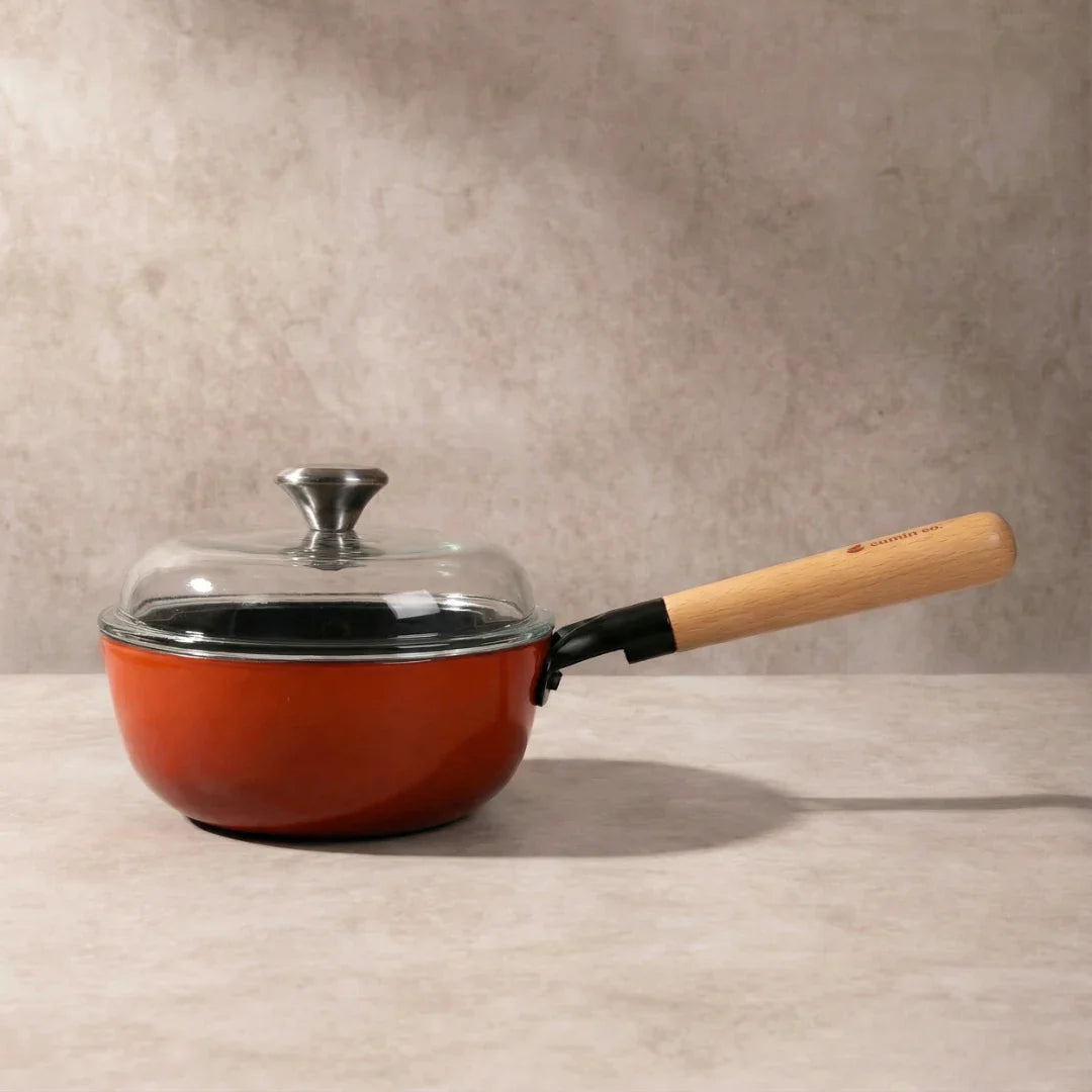 No. 7 Enamel Cast Iron Sauce Pan (1.3L)