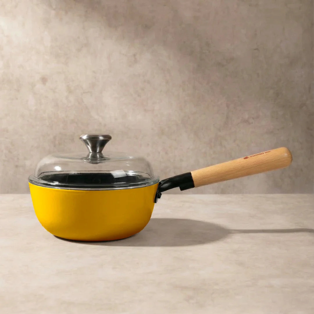 No. 7 Enamel Cast Iron Sauce Pan (1.3L)