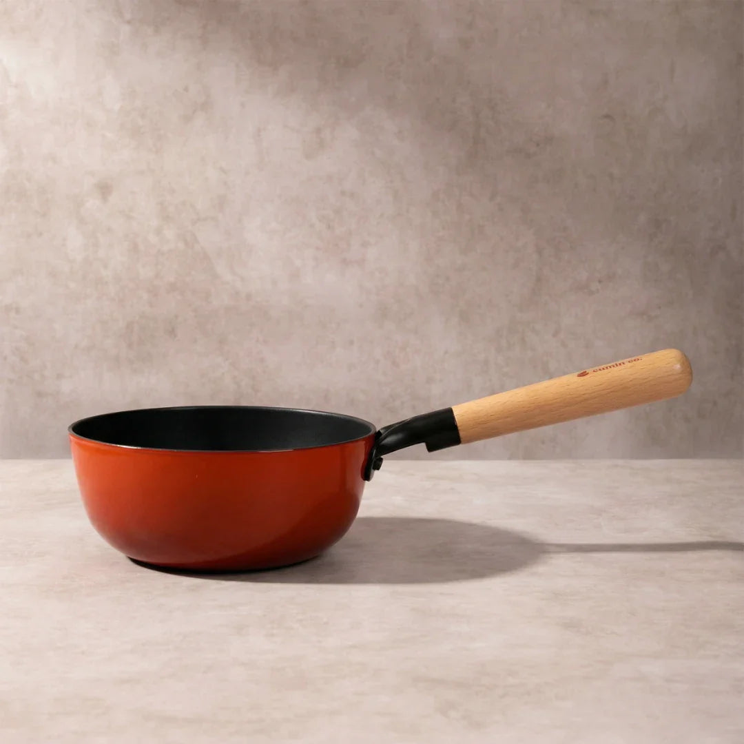 No. 7 Enamel Cast Iron Sauce Pan (1.3L)