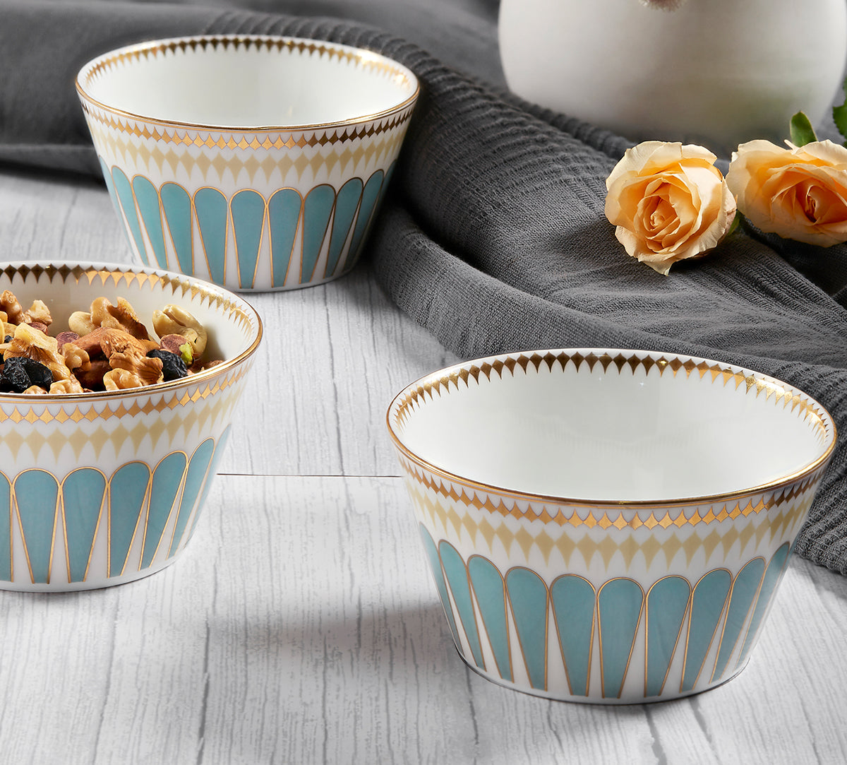 India Circus Regal Romance Nikko Bowl Set of 3