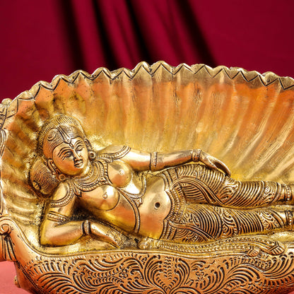 Brass Ten Headed Raavan Behind Devi Seeta (6.5 Inch)