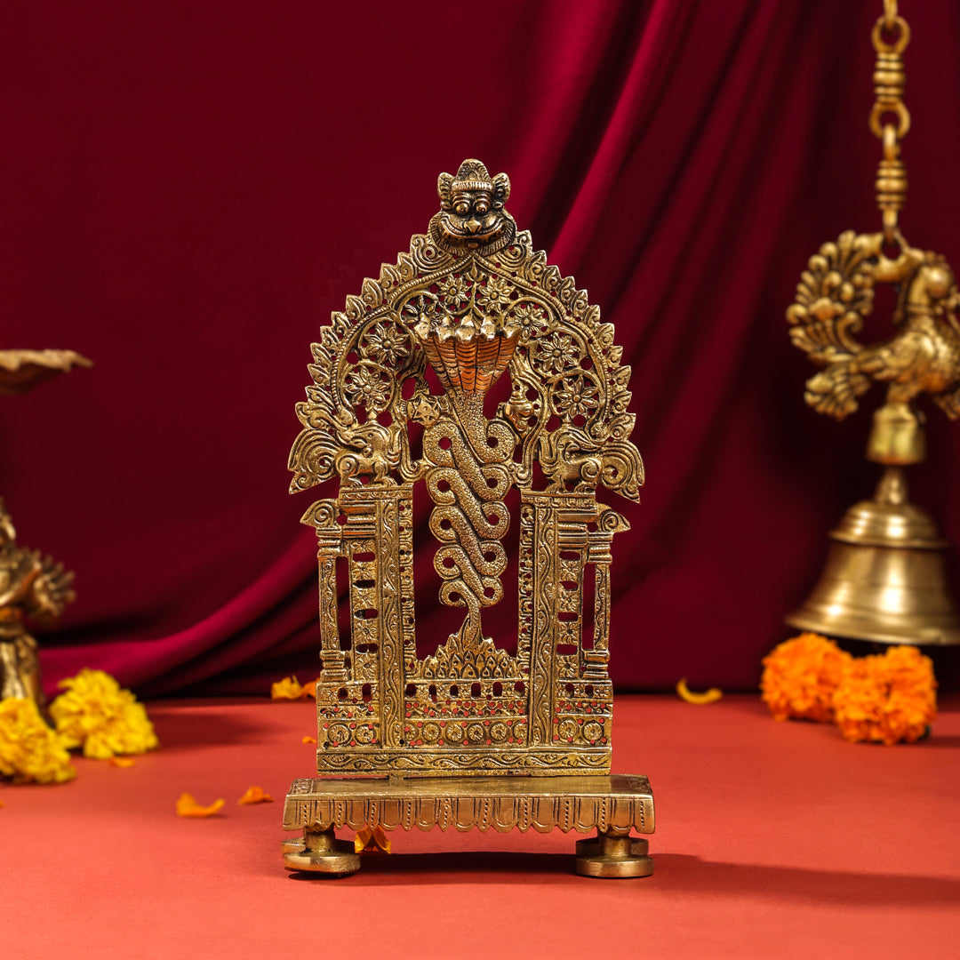 Brass Singhasan With Prabhavali Craft (10.5 Inch)