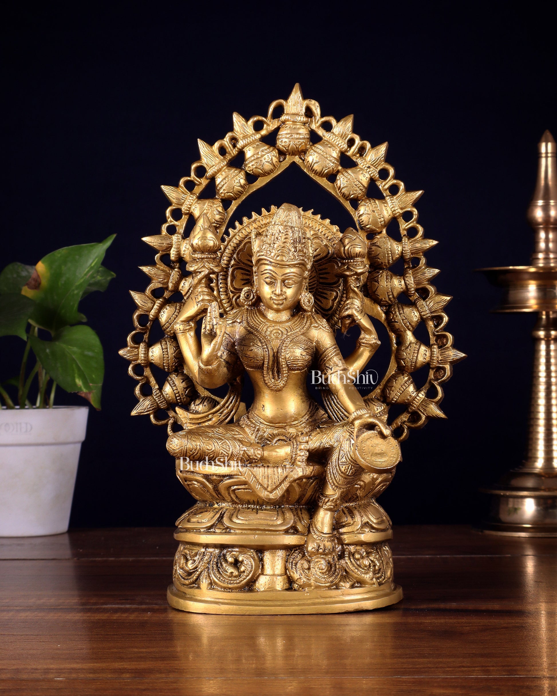 Pure Brass Goddess Lakshmi Statue with Prabhavali – 10.5 Inch