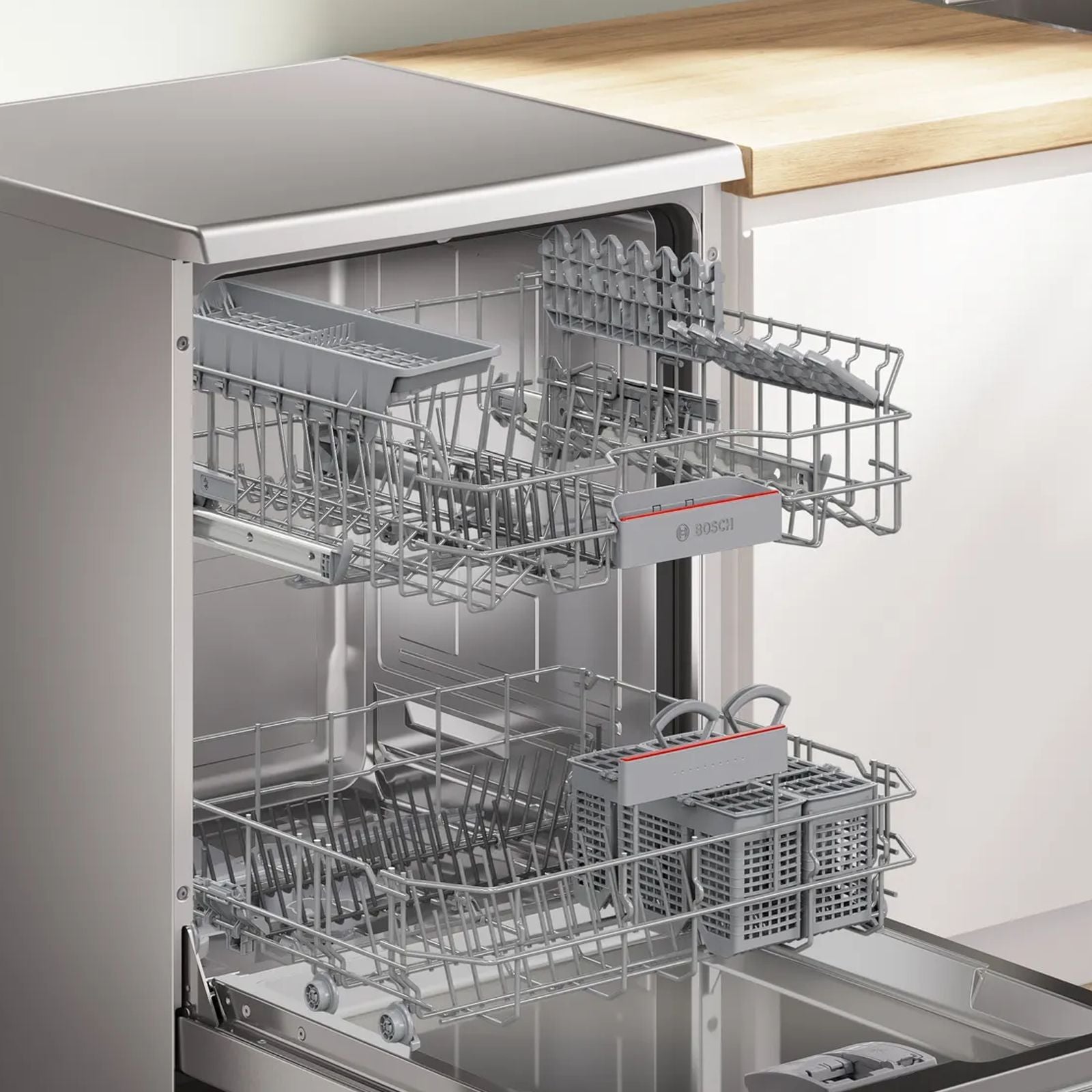 BOSCH Series 6 14 Place Settings Free Standing Dishwasher with Glass Protection Technology (No Pre-rinse Required, Silver)