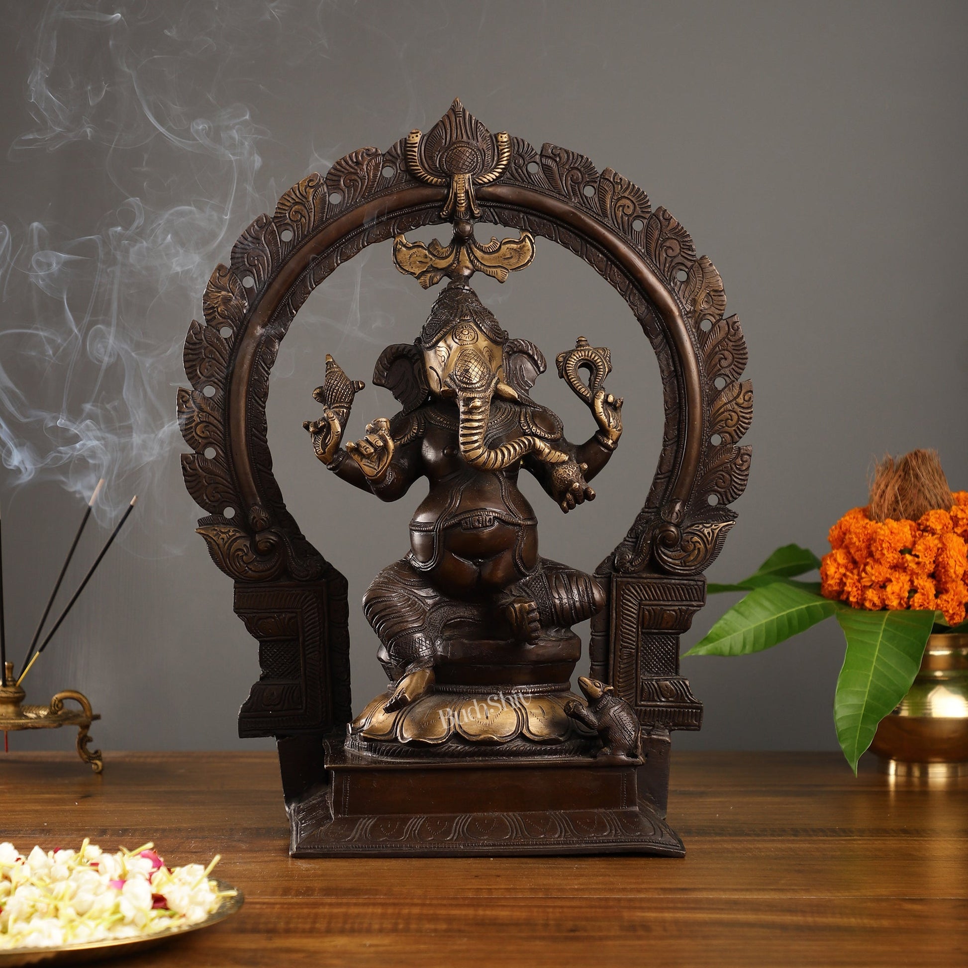18-Inch Brass Ganapati Idol with Antique Brown Finish and Frame