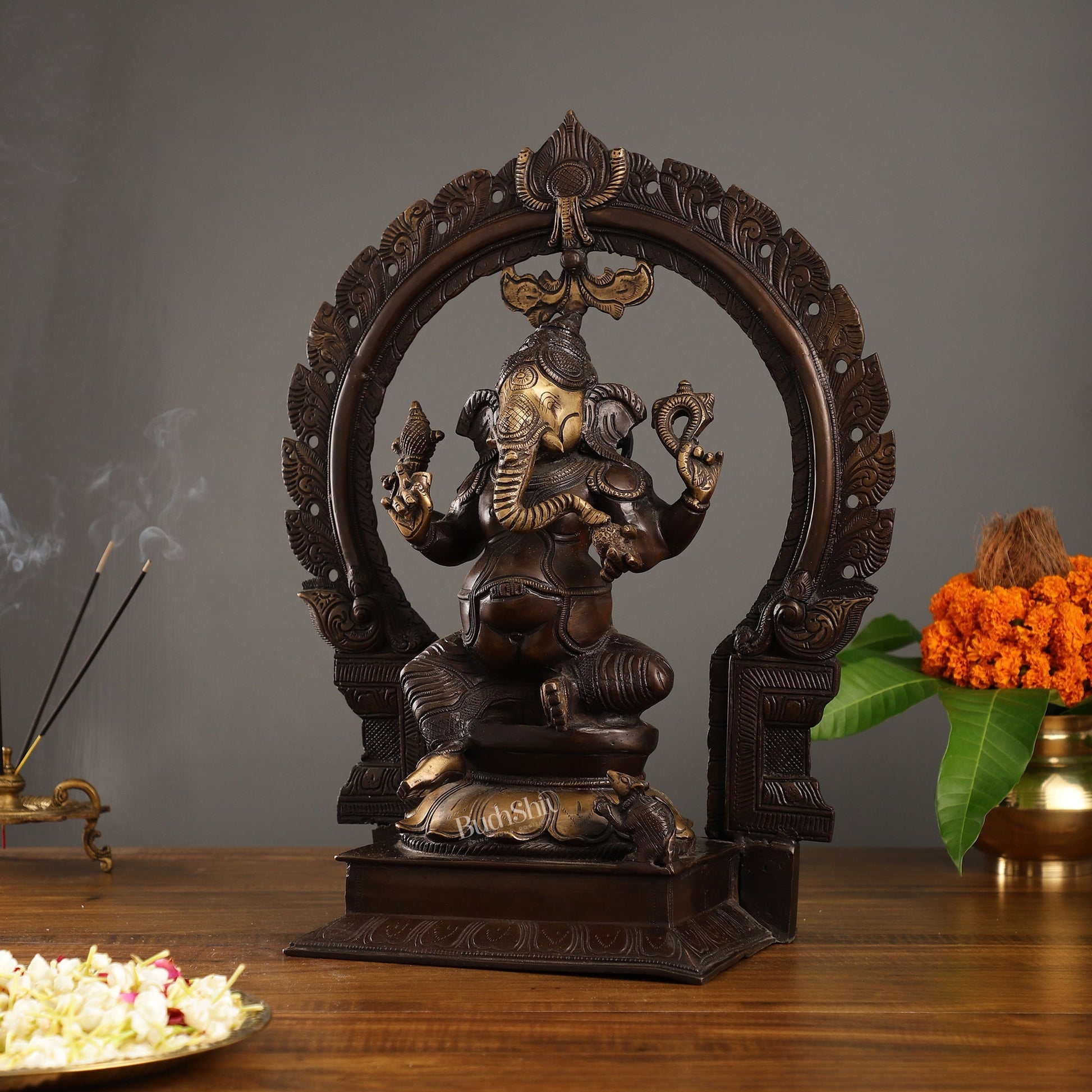 18-Inch Brass Ganapati Idol with Antique Brown Finish and Frame