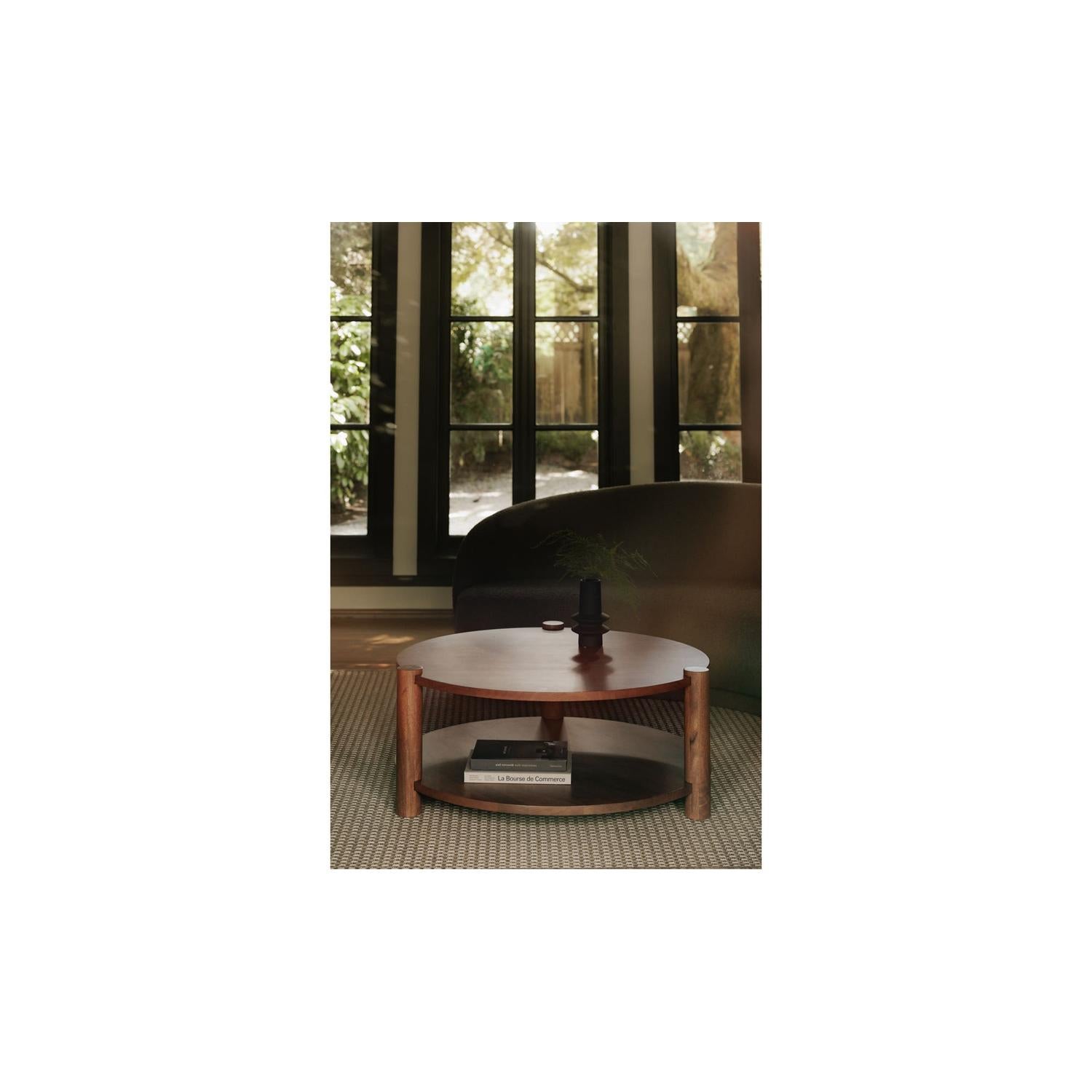 Titoz – Modern Round Mango Wood Coffee Table