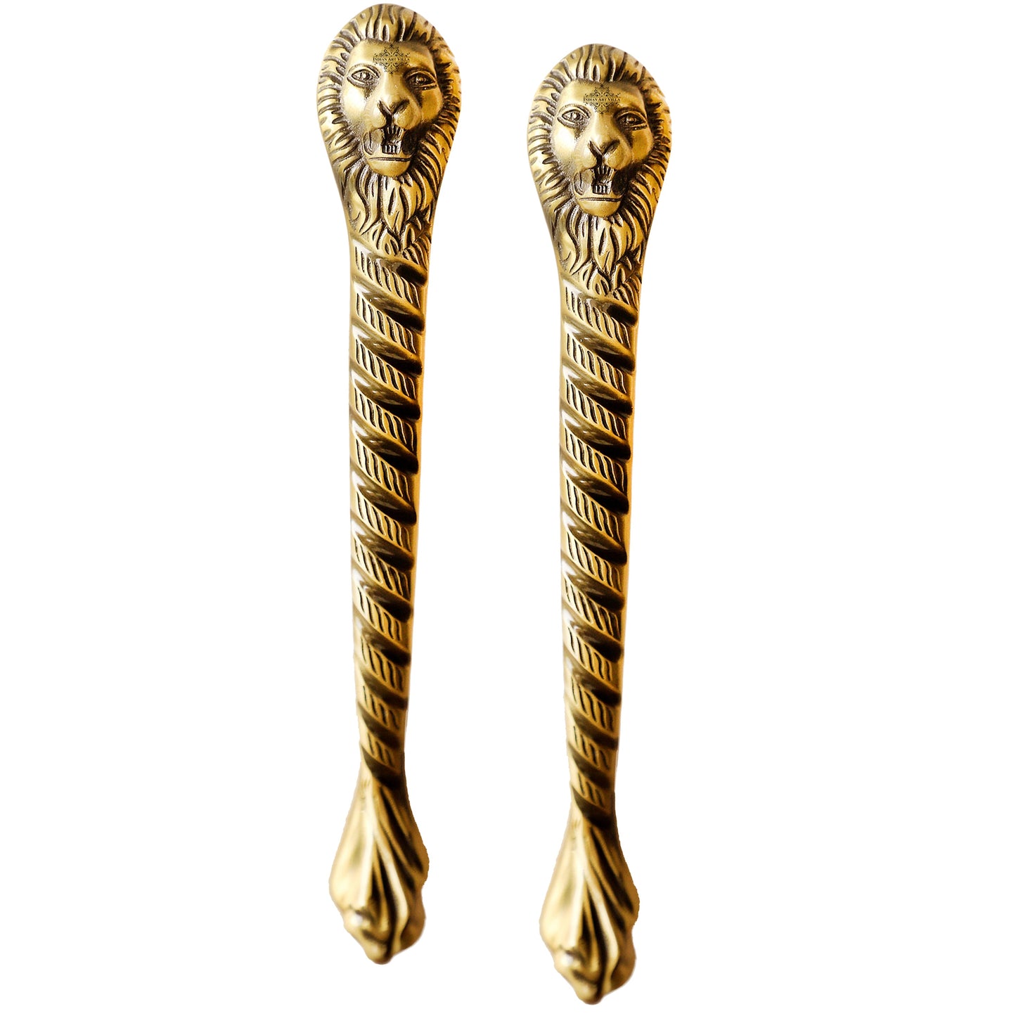 Exquisite Brass-Finished Aluminum Door Handle with Lion Bearded Design – A Touch of Timeless Elegance