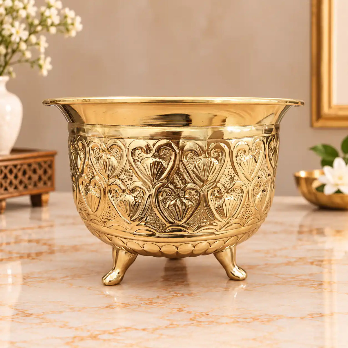 Brass Multipurpose Decorative Bowl with Legs (6 Inch)