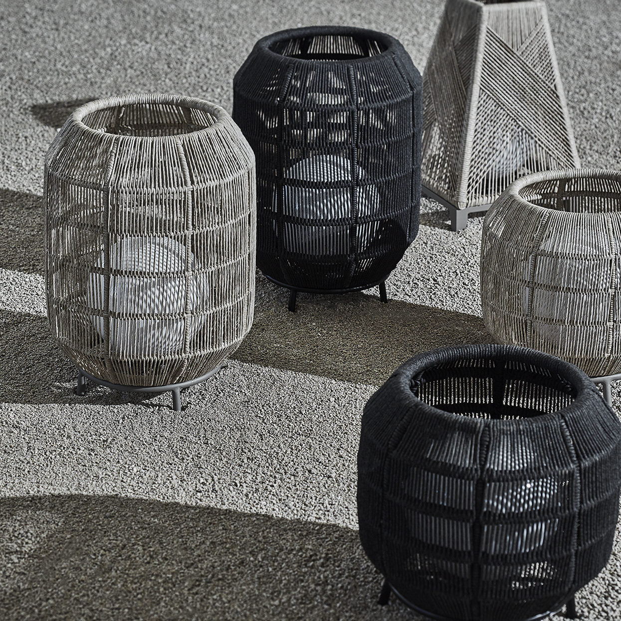 Emeric Outdoor Rope Floor Lamp