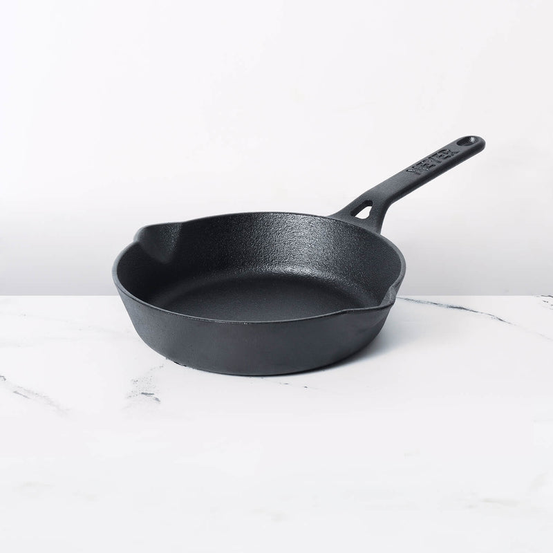 Meyer Pre-Seasoned Cast iron Frypan/Skillet single handle, 22cm