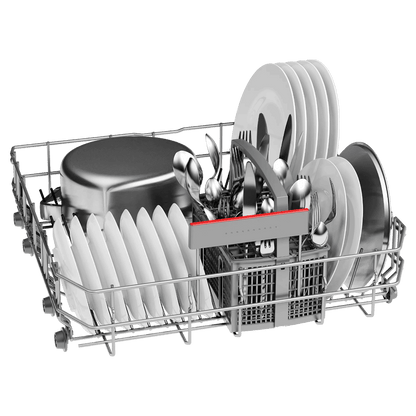 BOSCH Series 6 13 Place Settings Free Standing Dishwasher with Glass Protection Technology (White)
