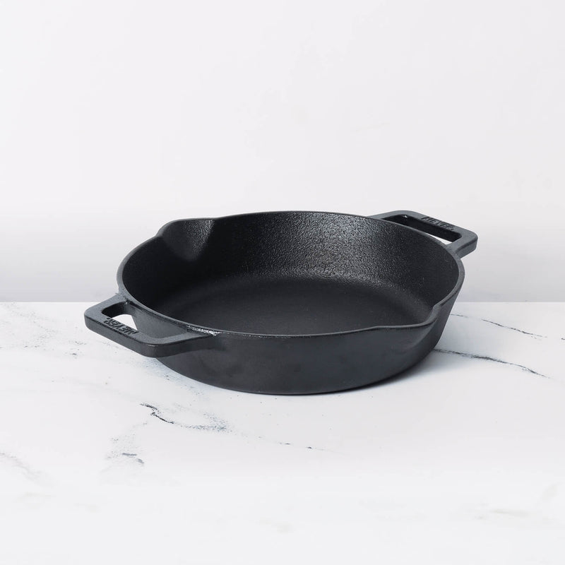 Meyer Pre-Seasoned Cast Iron double Handle skillet 22cm, Black