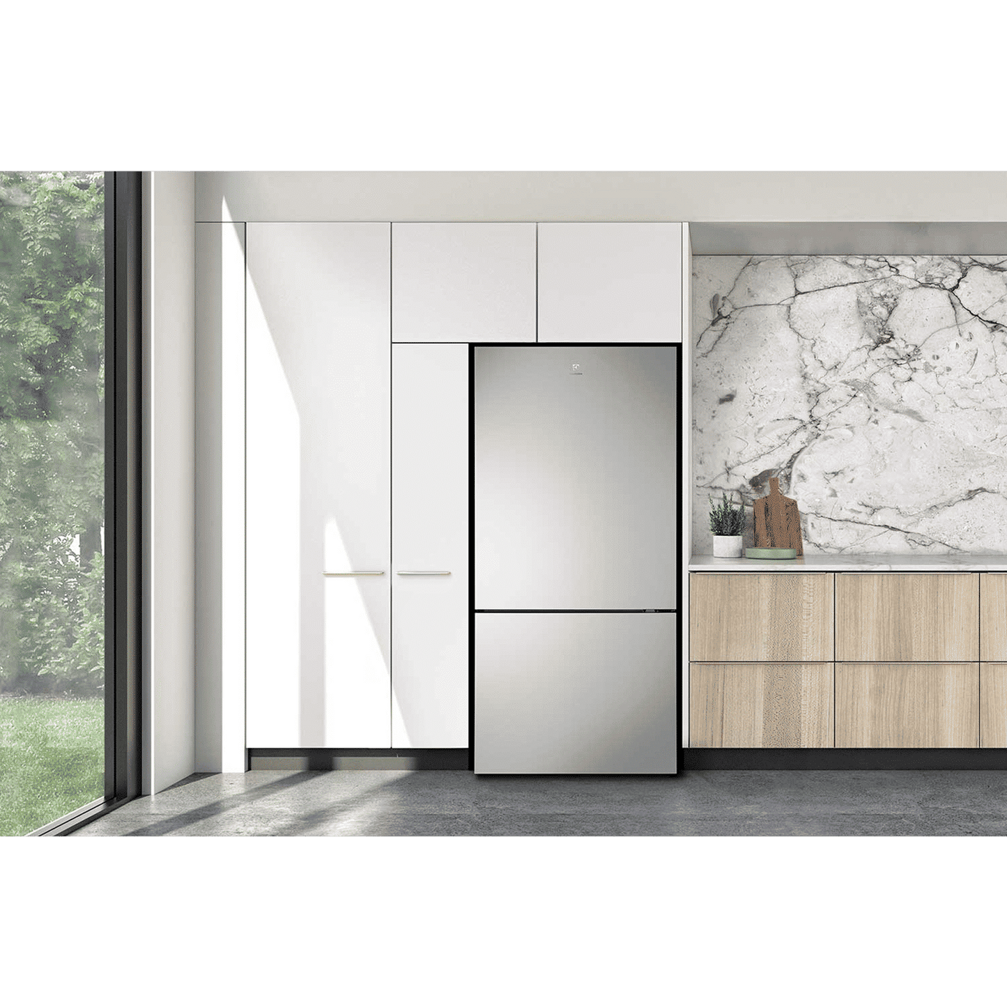 Electrolux UltimateTaste 500 496 Litres 2 Star Frost Free Double Door Bottom Mount Refrigerator with Door Alarm (EBE5302C-S, Stainless Steel)