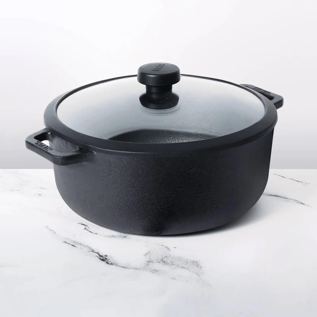 Meyer Pre-Seasoned Cast Iron Dutch Oven/Sauteuse with Glass Lid, 26cm