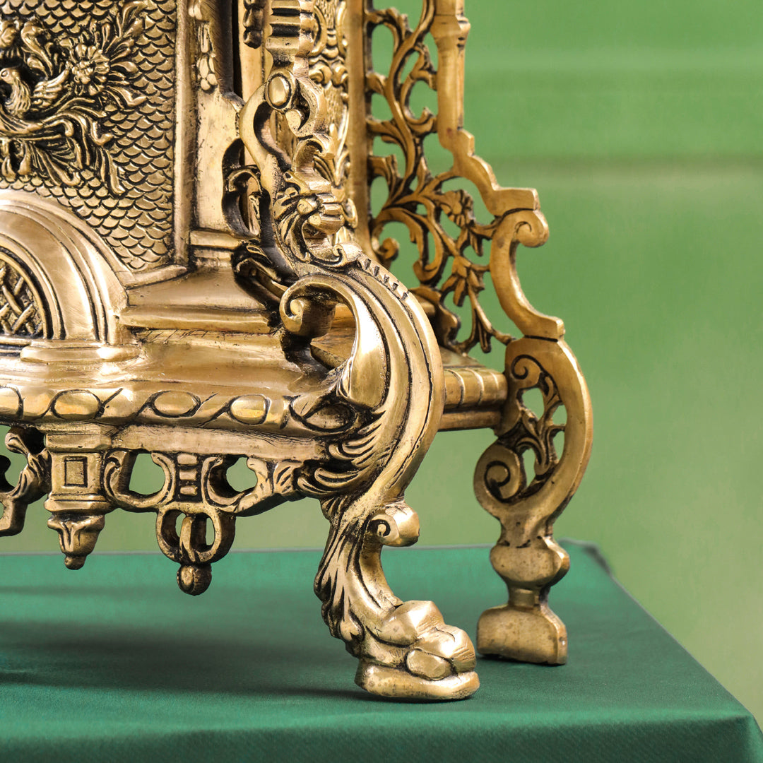 Brass Vintage Table Clock/Watch (22 Inch)